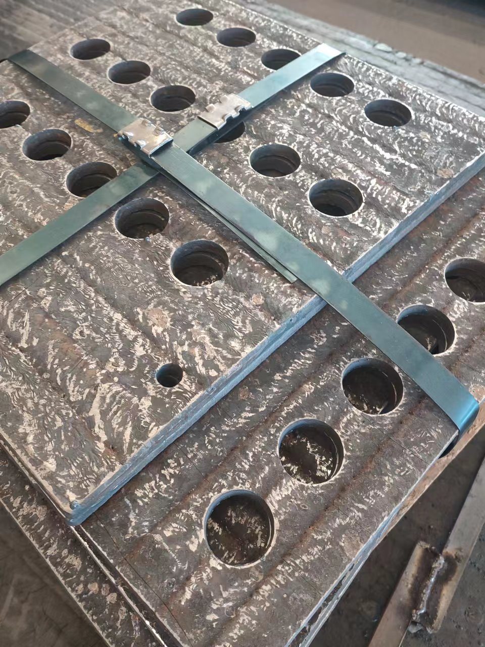 山东等离子切割件耐磨板