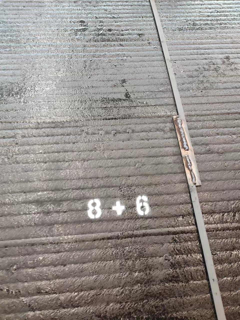 山东4+8+4耐磨板，双面焊耐磨板