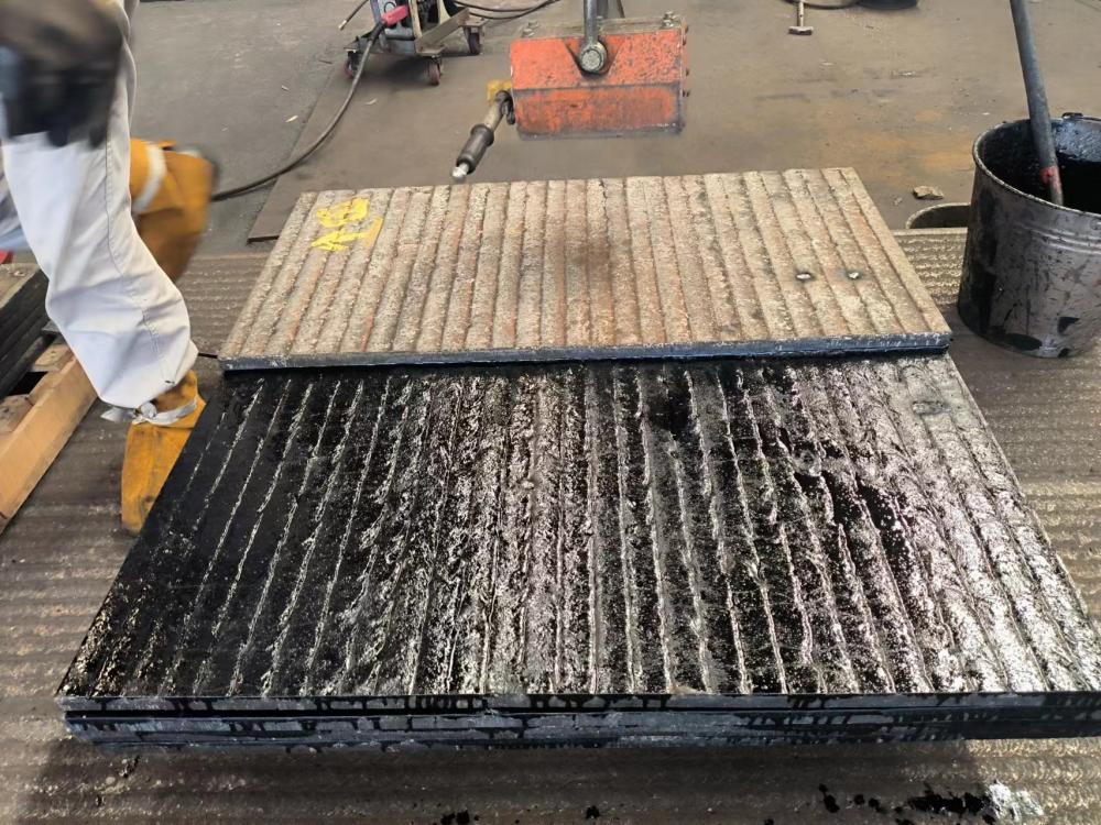 山东CR7C3耐磨板 双金属复合耐磨板